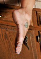 Arial Rose in footfetish, Arial Rose (ari029) ATK Petites: Arial Rose (Arial Rose in footfetish)