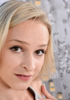 Emma Hix fingers her wet hole, Emma Hix (emm032) ATK Galleria: Emma Hix (Emma Hix fingers her wet hole)