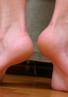 Ilona loves her sexy feet and shows them off, Ilona (ilo005) ATK Archives: Ilona (Ilona loves her sexy feet and shows them off)