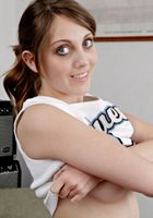 Horny coed Nickey loves to show off her pussy and ass, Nickey Huntsman (nic093) ATK Archives: Nickey Huntsman (Horny coed Nickey loves to show off her pussy and ass)
