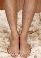 Rainbow Scum stretches her long legs and lovely muff, Rainbow Scum (rai011) ATK Natural & Hairy: Rainbow Scum (Rainbow Scum stretches her long legs and lovely muff)