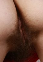 Hairy Sofia shows her bush, Sofia (sof025) ATK Natural & Hairy: Sofia (Hairy Sofia shows her bush)