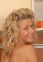 Tea in young and hairy, Tea (tea001) ATK Natural & Hairy: Tea (Tea in young and hairy)