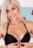 Xandra Sixx is the sexy secretary you've always dreamed of, Xandra Sixx (xan002) ATK Petites: Xandra Sixx (Xandra Sixx is the sexy secretary you've always dreamed of)